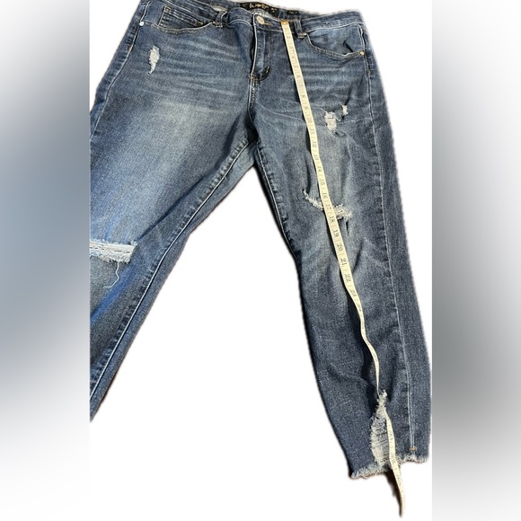 Women’s cropped blue jeans ripped size 15. Waist 31 Indigo Rein curvy - Picture 7 of 11